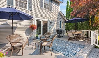 29 Grey Meadow Dr, Burlington, VT 05408