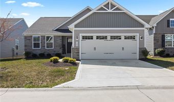 122 Eagle Cir, Amherst, OH 44001