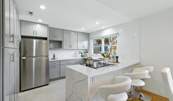 357 Centre Ct, Alameda, CA 94502