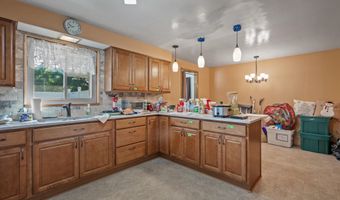 1926 Southwoods Rd, Anderson, IN 46012