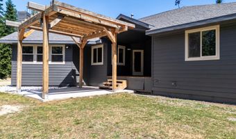 10570 E FAR CRY Rd, Athol, ID 83801