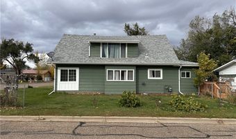 522 S 2nd St W, Baker, MT 59313