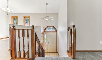 12555 Driftwood Ln, Apple Valley, MN 55124