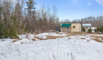 3 New England Rd, Abbot, ME 04406