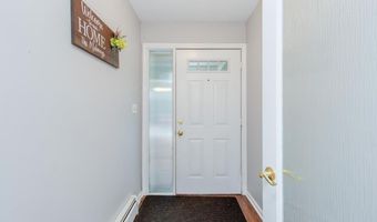 37 Standish Way, Amherst, NH 03031