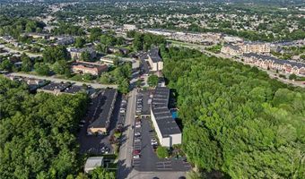 132 Hoffman Ave 207, Cranston, RI 02920