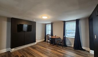 15 Ten Broeck St Garden, Albany, NY 12210