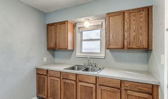 7007 NW 48th St, Bethany, OK 73008