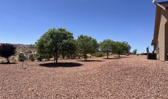 1095 E Canyon Dr, Big Water, UT 84741