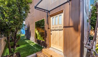 17660 Martha St, Encino, CA 91316