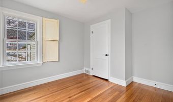 127 Prospect St, East Greenwich, RI 02818