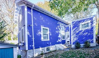 24 Anthony St, Newport, RI 02840