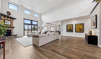 912 Holstein Ct, Gardnerville, NV 89460