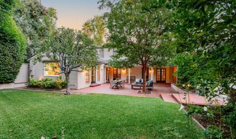 2051 Mendocino Ln, Altadena, CA 91001