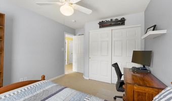 226 Arbor Trails Dr, Ballwin, MO 63021