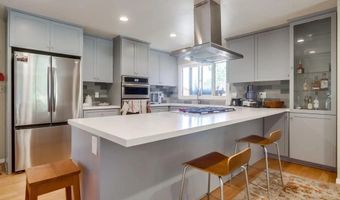 10020 Bonnie Vista Dr, La Mesa, CA 91941