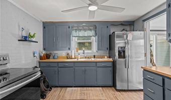 132 King Phillip Dr, North Kingstown, RI 02852