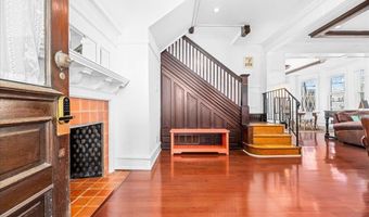 102 S Dover Ave, Atlantic City, NJ 08401