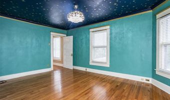 1113 State St, Alton, IL 62002