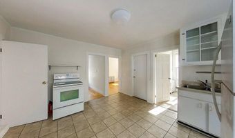 19 Dixon St 2, Newport, RI 02840