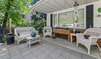 304 S 2nd St, Alma, WI 54610