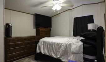 450 W SUNWEST Dr 10, Casa Grande, AZ 85122