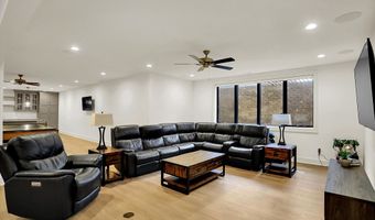 3961 Chapel Hill Ct, Bargersville, IN 46106