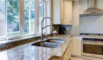 231 Shady Valley Rd, Coventry, RI 02816