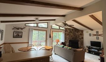 281 Fern Ridge Rd, Blakeslee, PA 18610