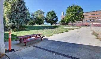 96 E Miller Ave, Akron, OH 44301