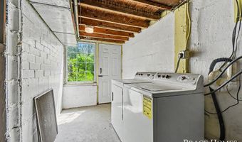10748 100th St SE, Alto, MI 49302