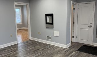 211 Montowese St, Branford, CT 06405