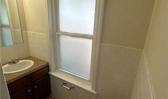 591 Main St, East Greenwich, RI 02818