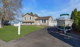 1233 Pacific Ave, Beachwood, NJ 08722