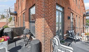7 Alby St 2, Alton, IL 62002