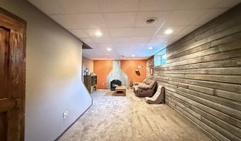 237 E Dahlstrom Ave, Appleton, MN 56208