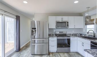 847 Lake Viking Ter, Altamont, MO 64620