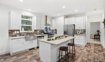10790 Downhill Dr, Belle Fourche, SD 57717