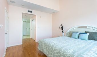 580 W Main St 323, Alhambra, CA 91801