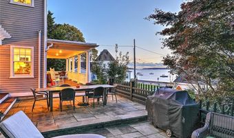 19 Summer St, Bristol, RI 02809