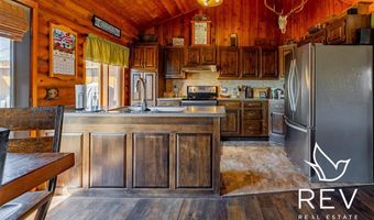 40 Absoraka Dr, Cody, WY 82414