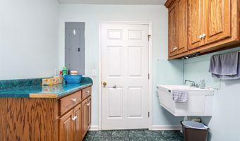 106 Hammons St, Athens, AL 35611