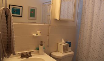 87 Meadow St, Bristol, CT 06010