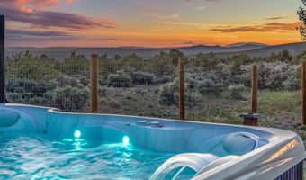 206 Hondo Seco Rd, Arroyo Seco, NM 87514