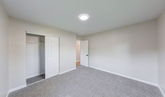 227 Poplar Grove Dr, Avon, IN 46123