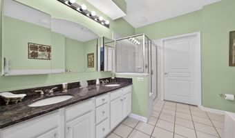 28 N De Baun Ave 304, Airmont, NY 10901
