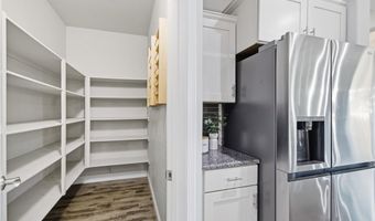 5742 Shadow Bend Dr, Las Vegas, NV 89135