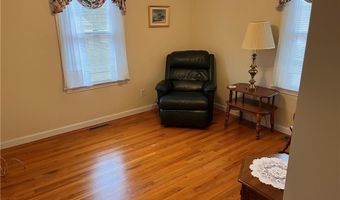 2 Fairlawn Way, Lincoln, RI 02865