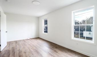 80 South St 203, Bethel, CT 06801