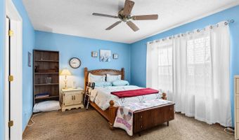 4747 Albrook Dr, Columbus, OH 43228